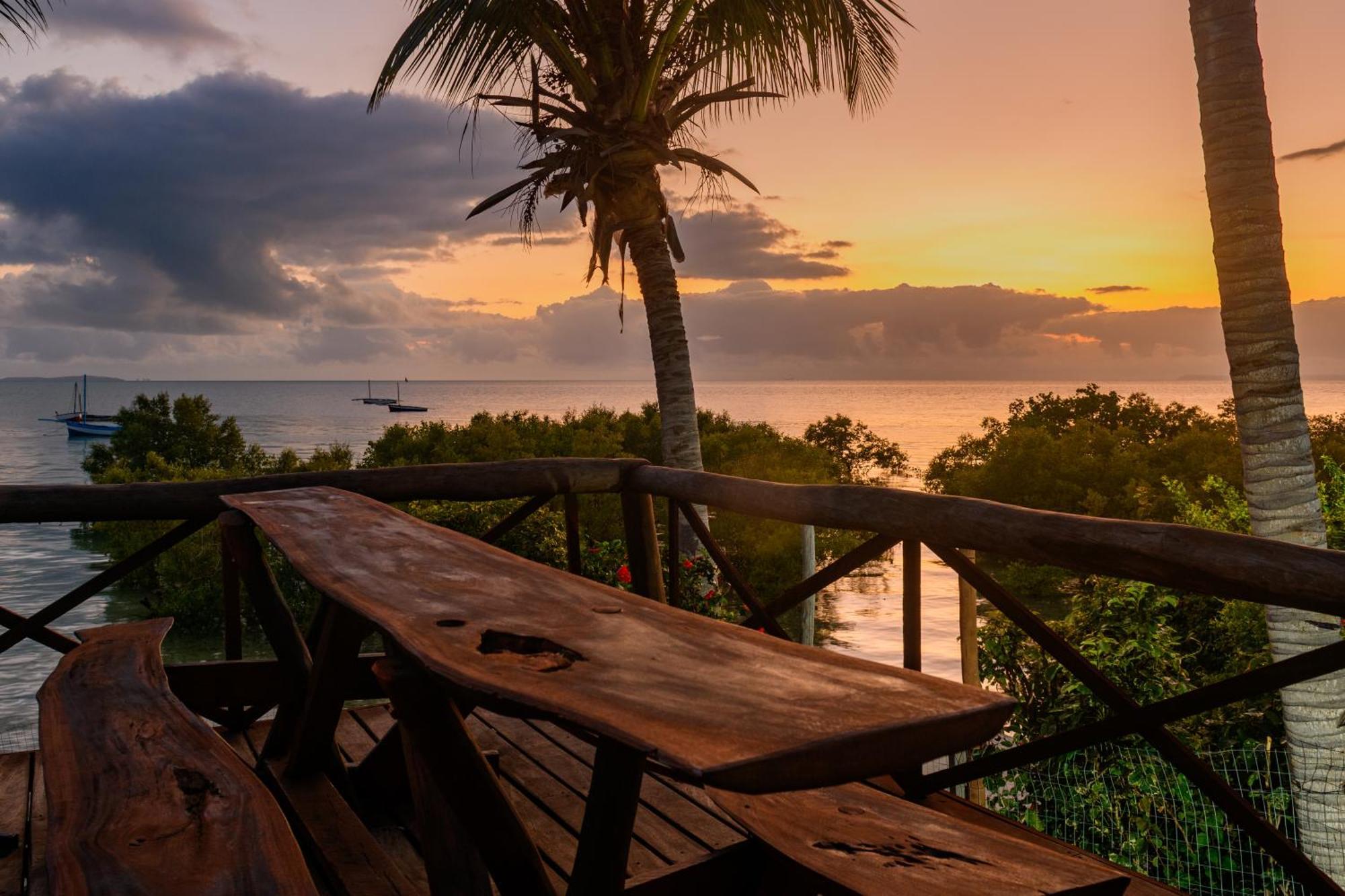Ocean Pearl Beach Lodge Виланкулос Экстерьер фото