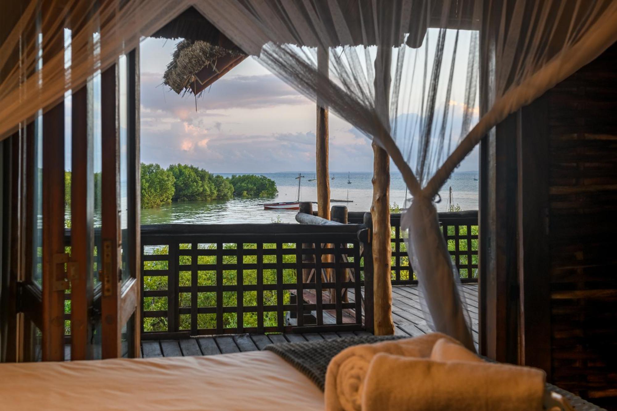 Ocean Pearl Beach Lodge Виланкулос Экстерьер фото